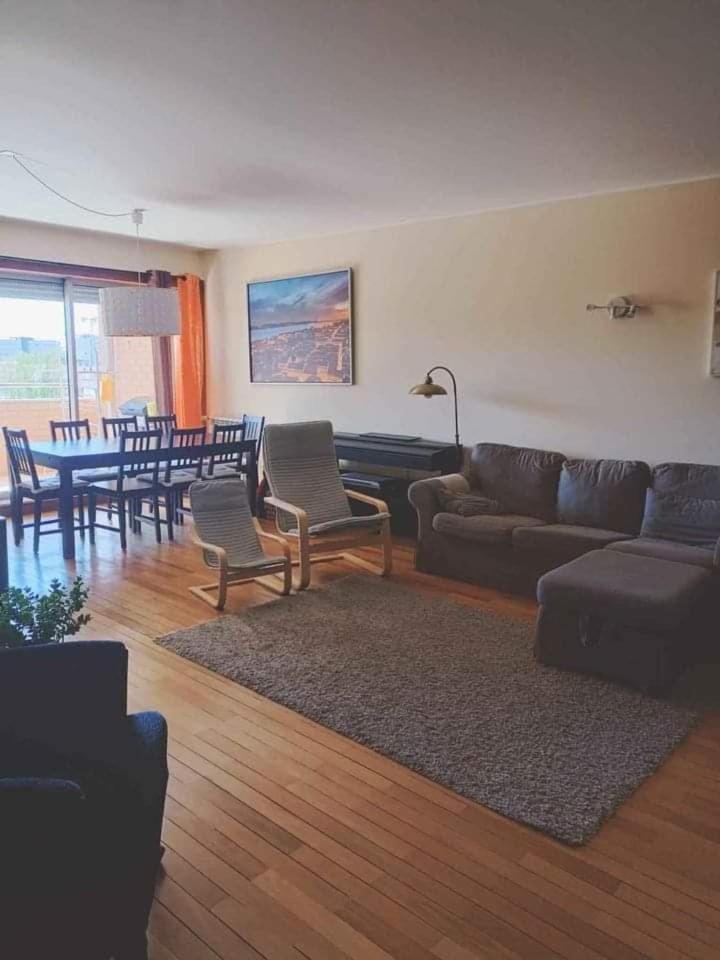 2 Bedroom Apartment Close To Airport With Pool & Gym *